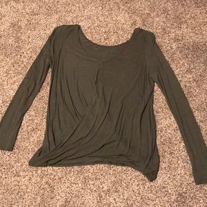 Long sleeve criss-cross front shirt